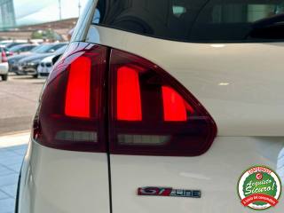 PEUGEOT 2008 usata, con Autoradio