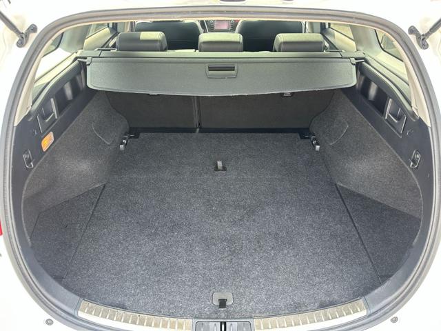 TOYOTA Auris usata 16