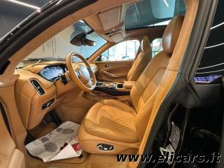 ASTON MARTIN DBX usata, con Boardcomputer