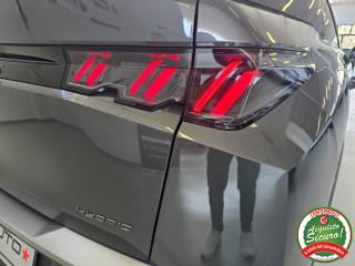 PEUGEOT 3008 usata, con Leve al volante