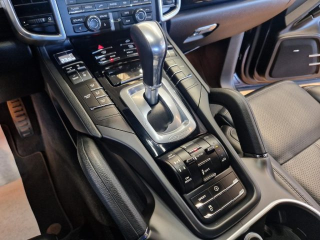 PORSCHE Cayenne usata, con Cruise Control