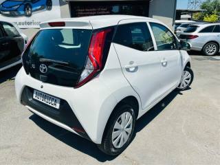 TOYOTA Aygo usata, con Autoradio
