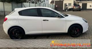 ALFA ROMEO Giulietta usata, con Autoradio