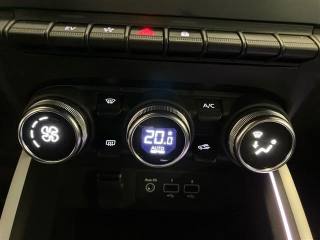 RENAULT Clio usata, con Isofix