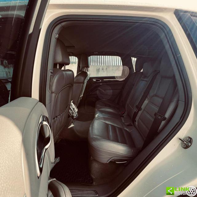 PORSCHE Cayenne usata, con Fendinebbia