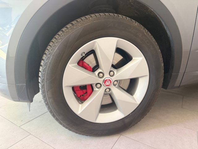 JAGUAR E-Pace usata 18