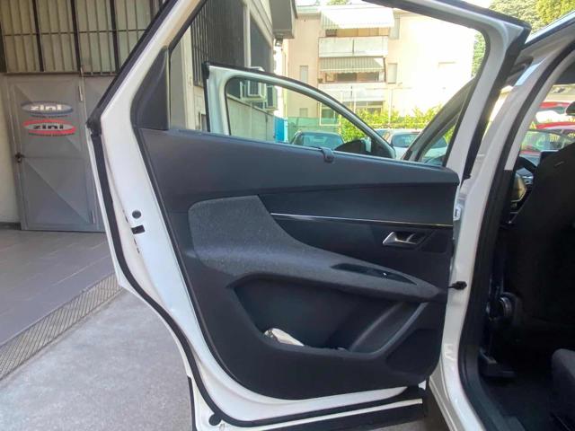 PEUGEOT 5008 usata 15