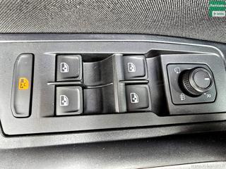 VOLKSWAGEN T-Roc usata, con Touch screen