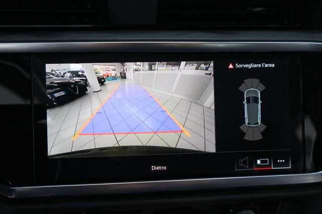 AUDI Q3 usata, con Park Distance Control
