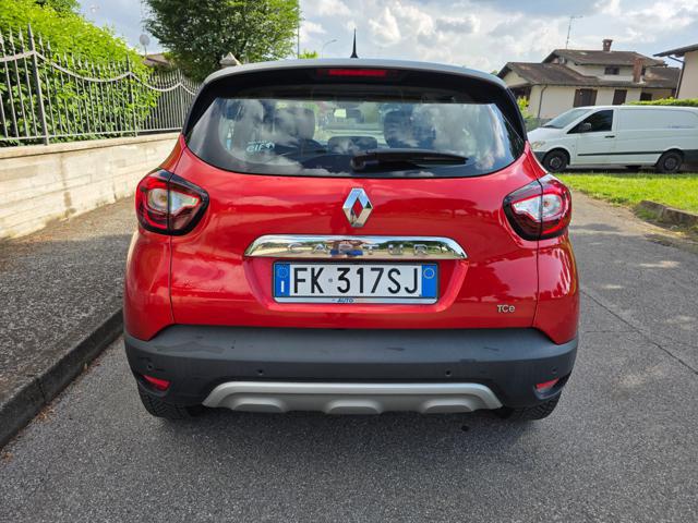 RENAULT Captur usata, con Autoradio