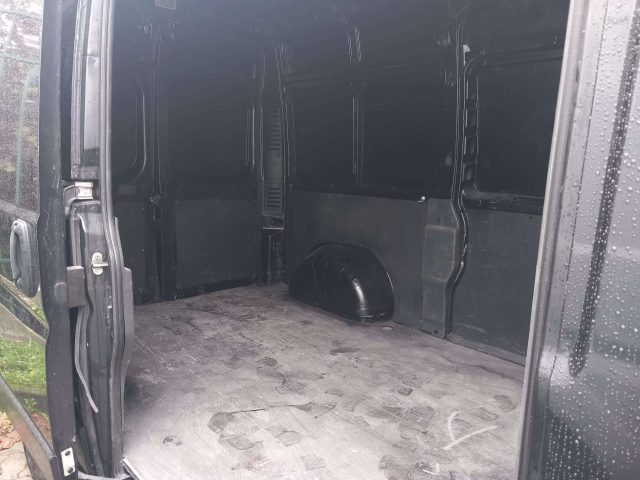 PEUGEOT Boxer usata, con Antifurto