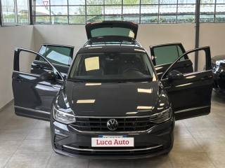 VOLKSWAGEN Tiguan usata, con Airbag