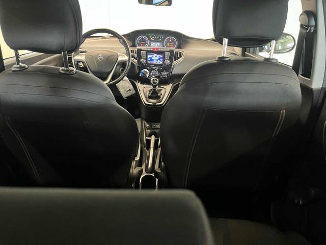 LANCIA Ypsilon usata, con Isofix