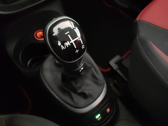 FIAT 500L usata, con Touch screen