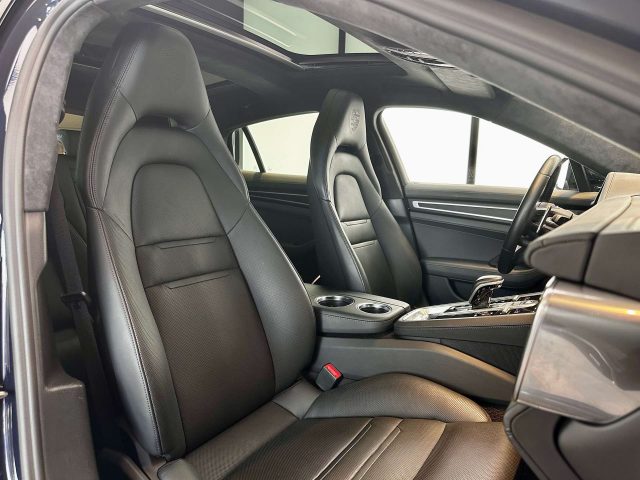 PORSCHE Panamera usata, con Interni in pelle