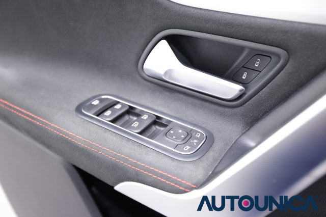 MERCEDES-BENZ A 180 usata, con Specchietti laterali elettrici