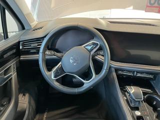 VOLKSWAGEN Touareg usata, con Fendinebbia
