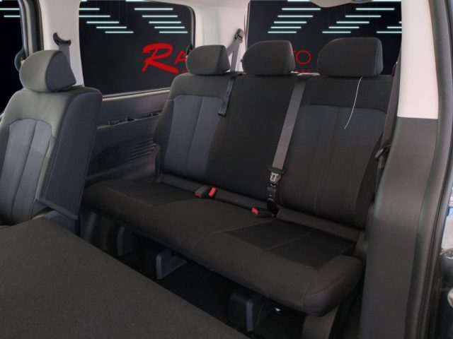 HYUNDAI Staria usata 13