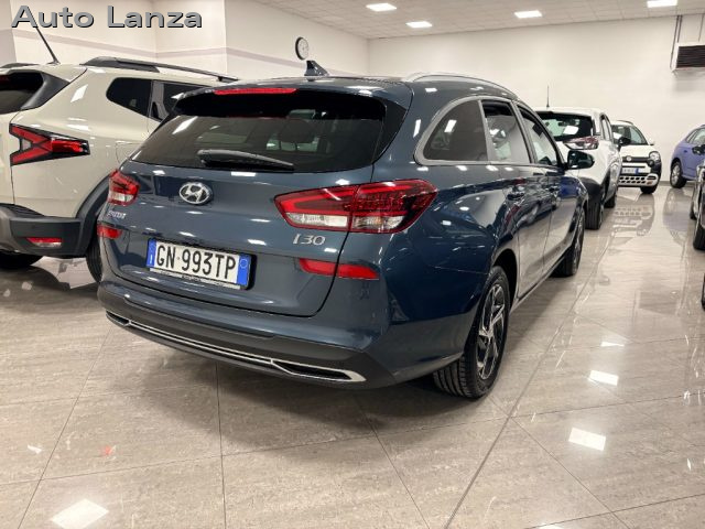 HYUNDAI i30 usata, con Airbag laterali