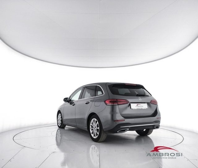 MERCEDES-BENZ B 180 usata 3