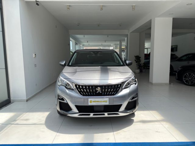 PEUGEOT 3008 usata, con Airbag