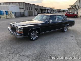 CADILLAC Fleetwood usata 9