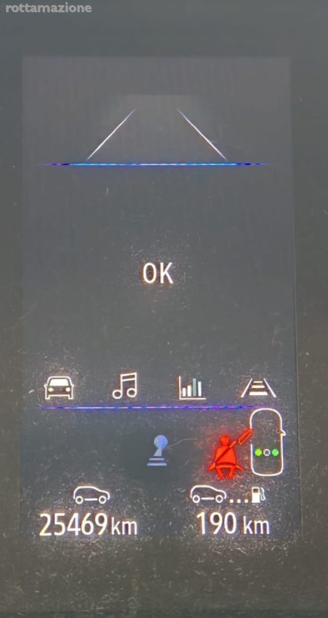 RENAULT Captur usata, con Controllo automatico clima