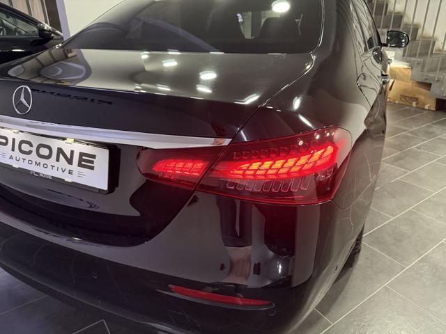 MERCEDES-BENZ E 220 usata, con Boardcomputer