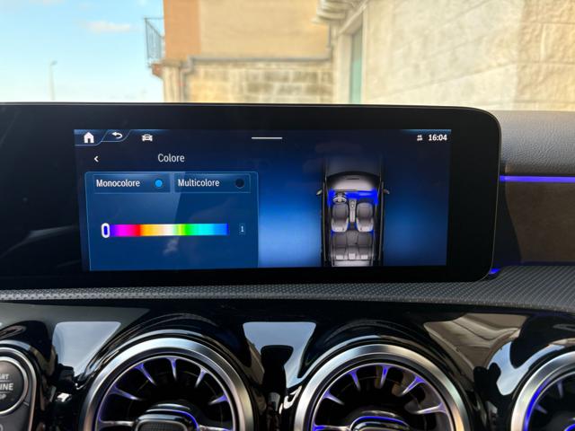 MERCEDES-BENZ A 180 usata, con Touch screen