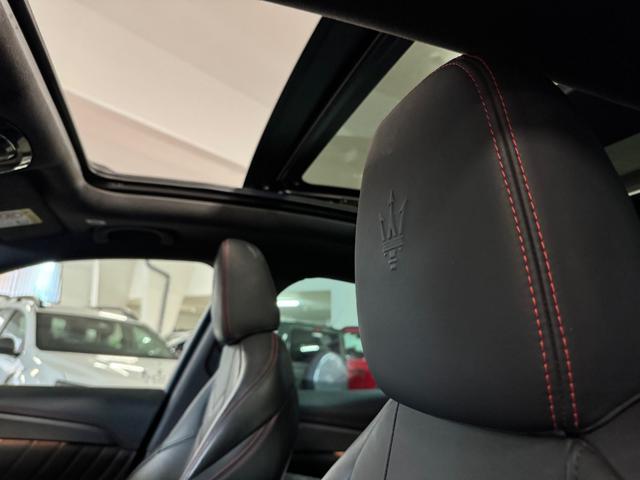MASERATI Grecale usata, con Tettuccio apribile