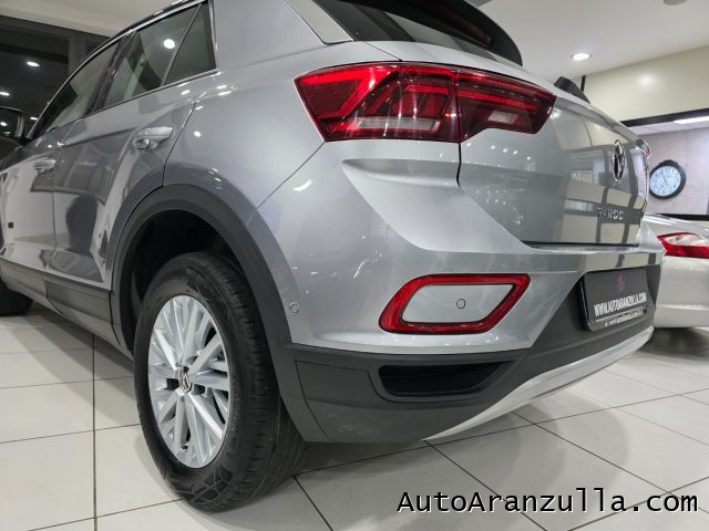 VOLKSWAGEN T-Roc usata, con Volante multifunzione