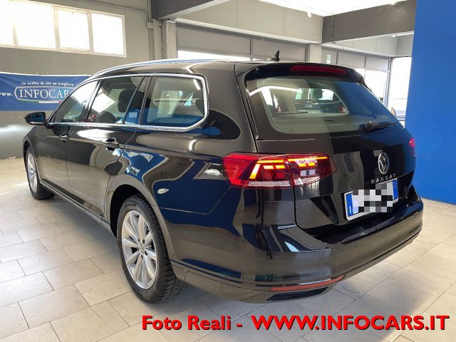 VOLKSWAGEN Passat Variant usata, con Airbag Passeggero