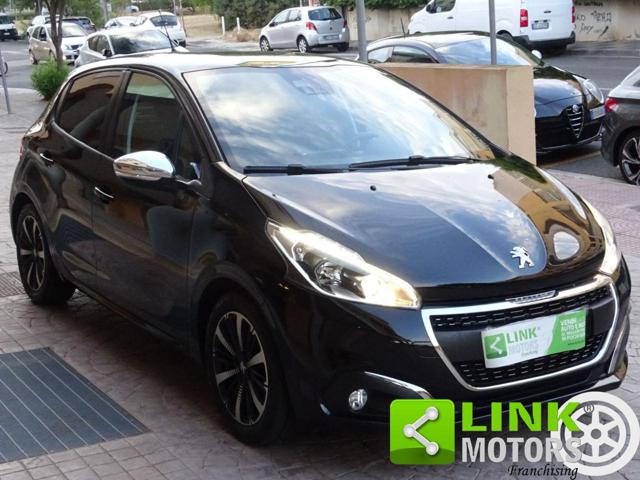 PEUGEOT 208 usata, con Airbag laterali