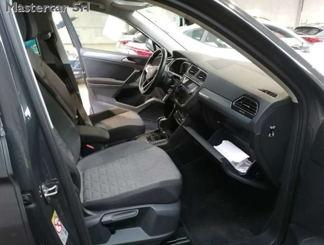 VOLKSWAGEN Tiguan usata, con Cruise Control
