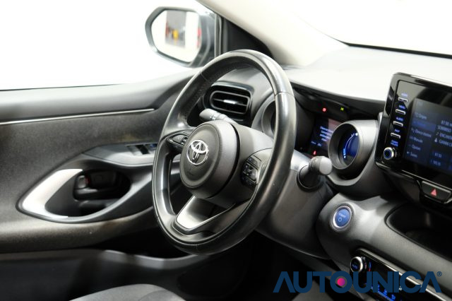 TOYOTA Yaris usata 55