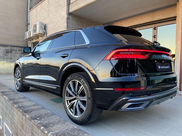 AUDI Q8 usata, con Boardcomputer