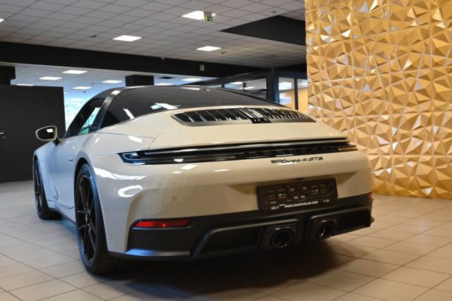 PORSCHE 992 usata 42