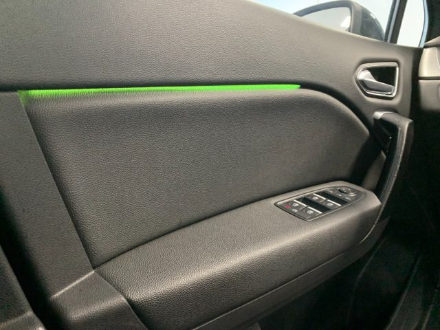 RENAULT Captur usata, con USB