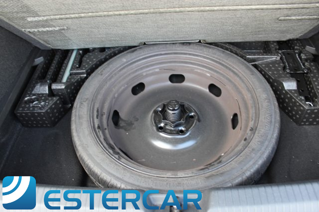 VOLKSWAGEN Golf usata, con Volante in pelle
