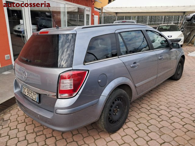 OPEL Astra usata, con Airbag