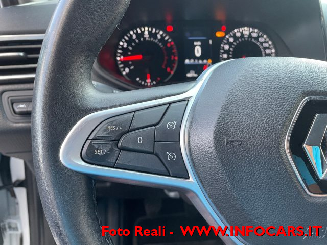 RENAULT Clio usata, con Luci diurne LED