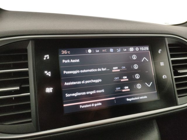 PEUGEOT 308 usata, con Fari LED