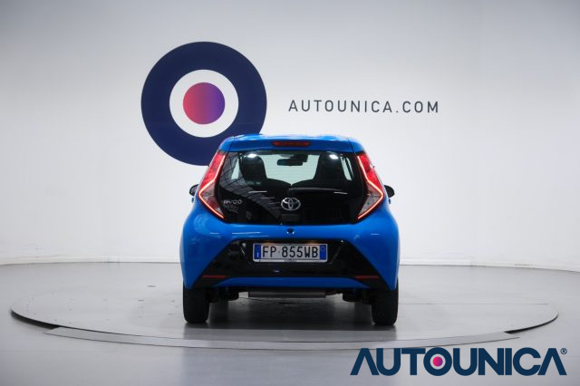 TOYOTA Aygo usata, con Touch screen
