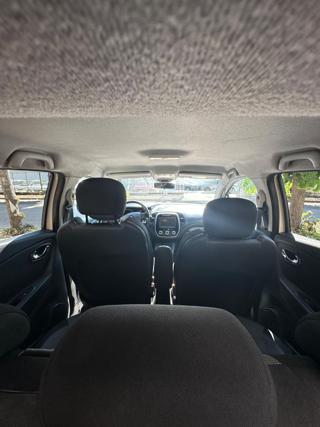 RENAULT Captur usata, con USB