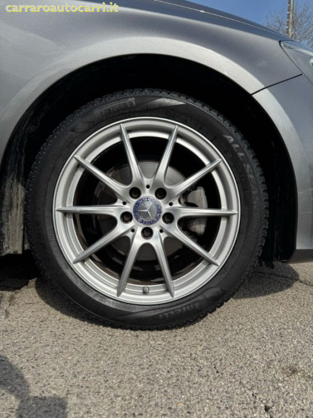 MERCEDES-BENZ A 180 usata, con Sensore di luce