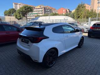 TOYOTA Yaris usata, con Cerchi in lega