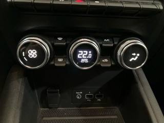 RENAULT Captur usata, con Hill holder