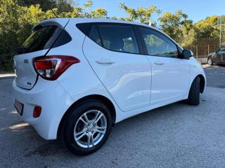 HYUNDAI i10 usata, con Lettore CD