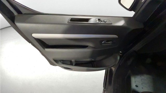 PEUGEOT Traveller usata, con Vetri oscurati