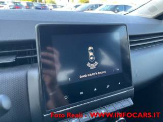 RENAULT Clio usata, con Touch screen